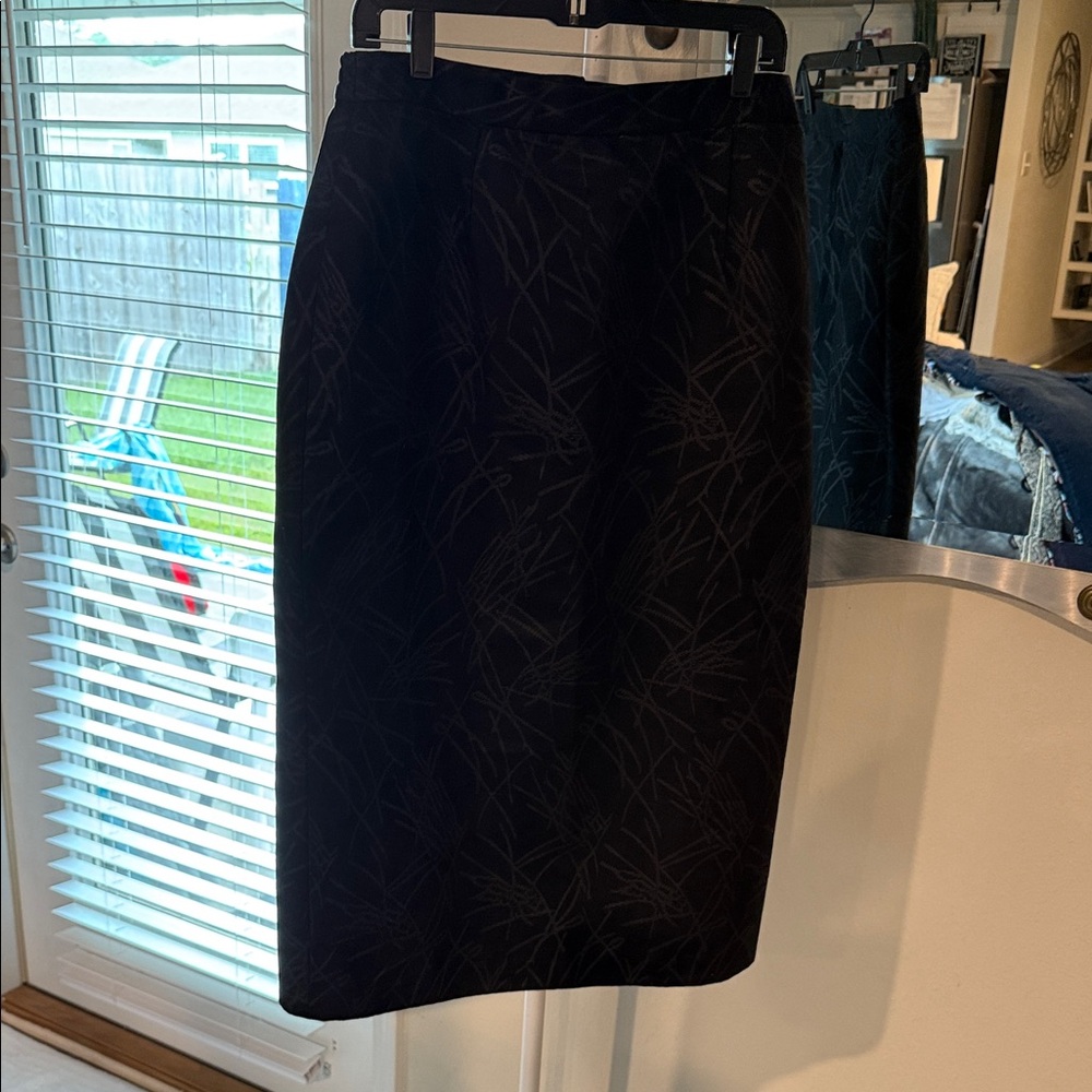 Elegant Black  Skirt